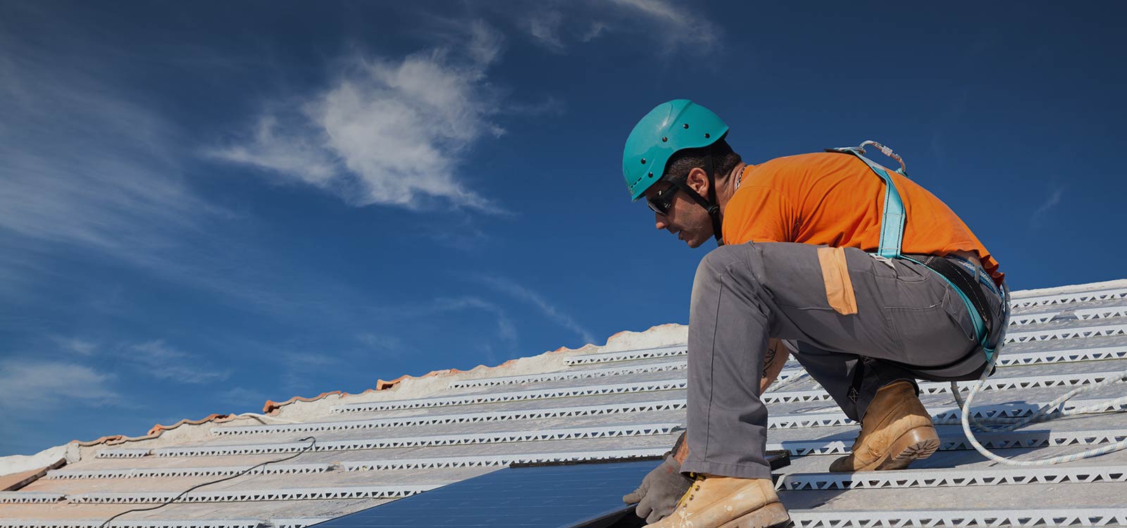 Solar Panel Installer